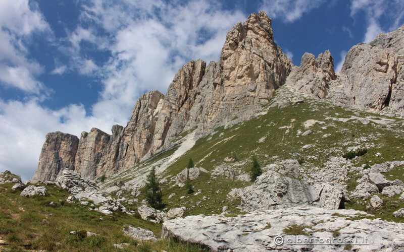 Da Passo Giau alla Forcella Ambrizzola